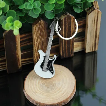 30#1 VNT Naujo Dizaino Mini Mados Miela Gitara, Smuikas Metalo paketų prižiūrėtojų raktinę Žavesio Muzikos Keychain Kūrybos Dovanos, didmeninė