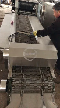 500-600kg/h vištienos kojos pjovimo automatinė vištienos kojų apdorojimo mašinos vištienos leteną procesas mašina