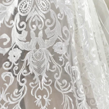 Europos stilius, siuvinėjimai blizgančiais nėrinių audinio vestuvinė suknelė, rankų darbo 