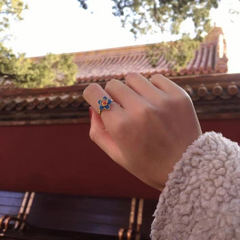Gamtos pietų raudonas turmalinas gėlių atidarymo žiedas Kinijos retro stiliaus rūmai unikalus senovės aukso amatų sidabro papuošalai
