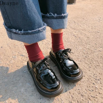 Harajuku atsitiktinis minkštas mergina laukinių mažo kulno, maži batai moteriška 2019 m. pavasarį naujas studentas lakinės odos retro moterų butas batai