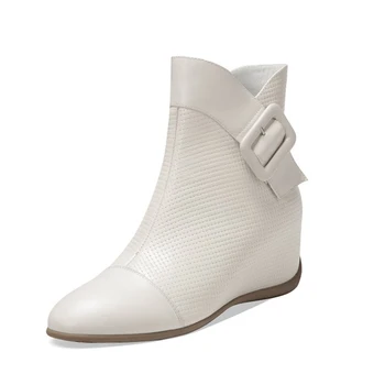 MLJUESE 2021 moterų batai Karvės odos žiemos trumpas pliušinis smėlio spalvos sagtis dirželis, suapvalinti tne pleištai kulniukai moterų batai