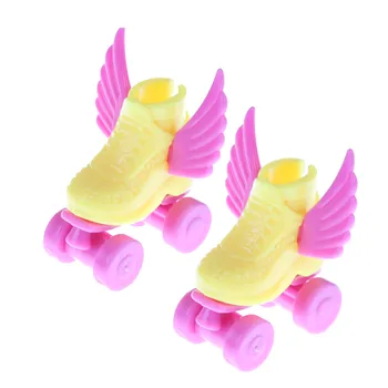 Nauja Vaikų Mergaičių Žaislas Roller Žaisti Priedai 1 Set skrituļslida Išgalvotas Lėlės batai+laisvų rankų įranga+šalmas lėlės/Lėlės Čiuožimo Batai Žaislas
