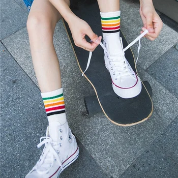 Naujas Priežastinis Kojinės Moterims Juostele Medvilnės Harajuku Kojinės Rainbow Art Ilgas Kojines Juokinga Moteriška Minkštas sokken Šiltas Trumpas Moterų Kojinės