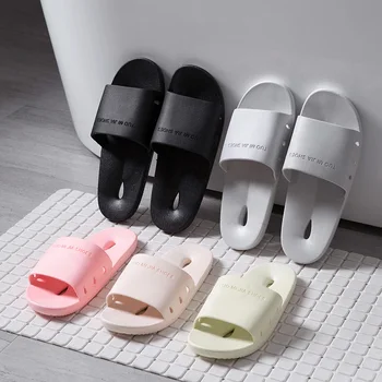 Patalpose plastikiniai minkštas vienintelis vonios kambarys, šlepetės anti-slydimo pora sandalai moterims vasaros vyriškų namų batai
