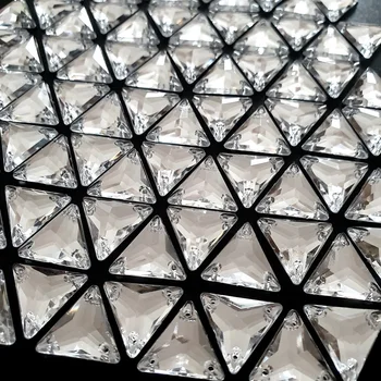 Trikampis 150pcs 18mm Akrilo Kristalai, Sidabro Spalvos Cirkonio Siuvimo Suknelės Akmenys Accessores Siūti Prarasti Karoliukai ysj-y-18