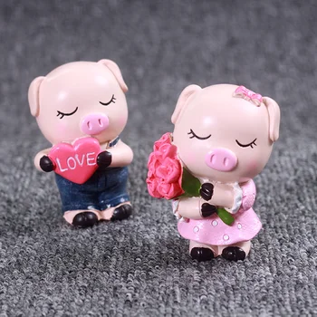 Valentino Dienos proga keptas pyragas apdaila, mielas kiaulių animacinių filmų lėlės gimtadienio ornamentu kiaulių mylėtojai paršelių suknelė iki