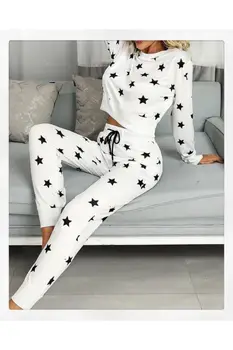Įvairių Kadın Beyaz Yıldızlı Pijama Rinkinys